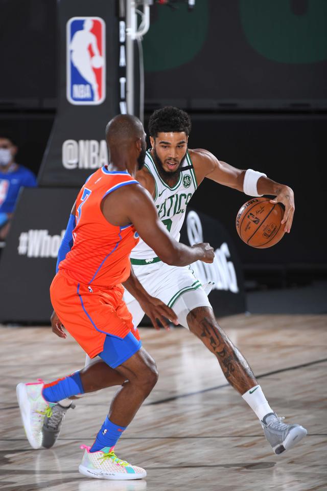 伦纳德领衔 伦纳德领衔