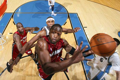 汤普森与保 汤普森与保